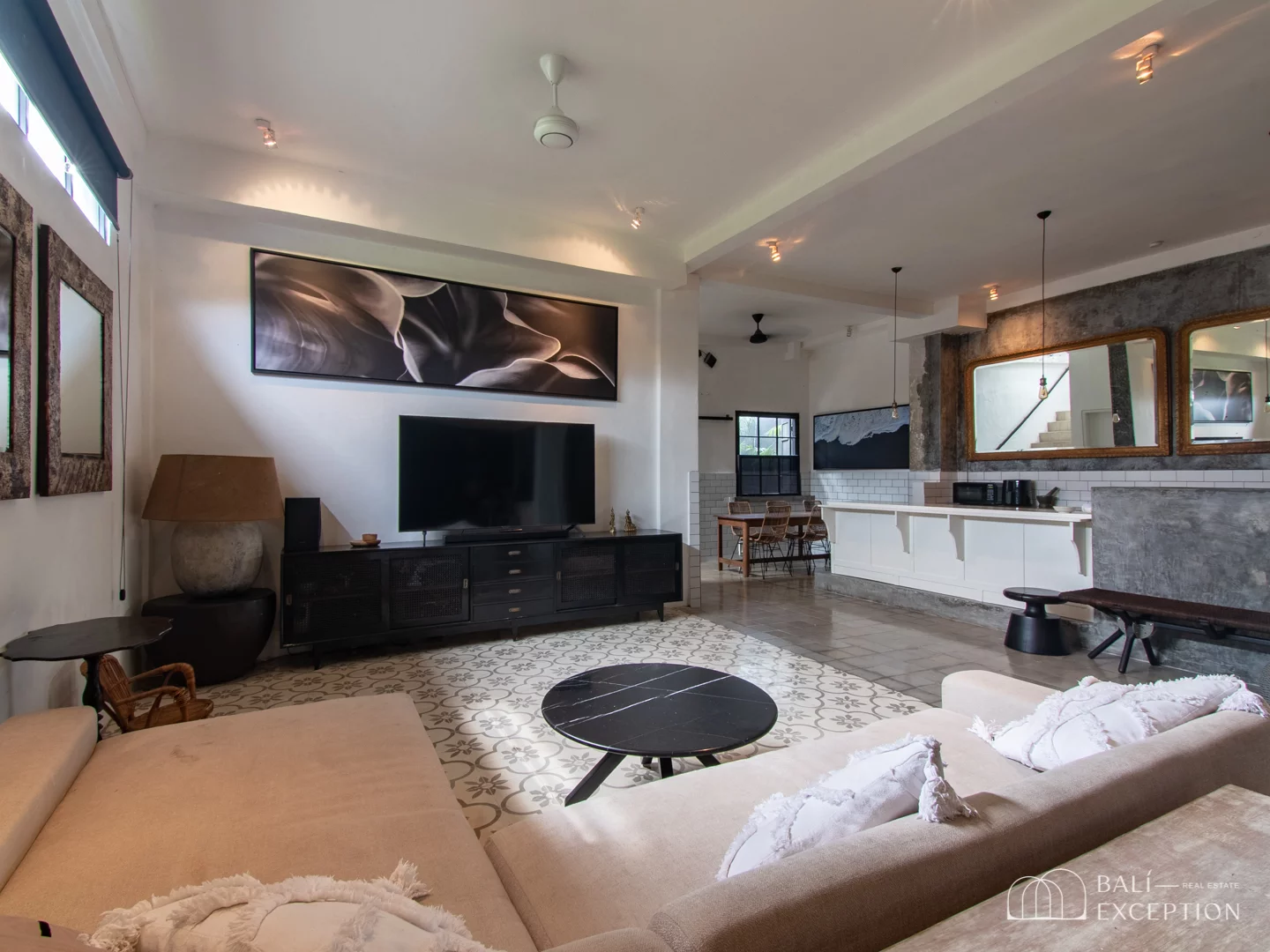 MODERN VILLA WITH 3 BEDROOMS FOR SALE IN UMALAS BALI BE-440 